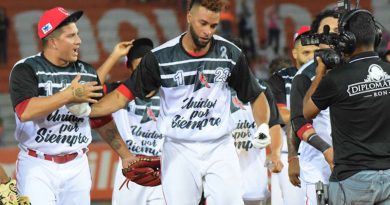 Henry Urutia dedicó su hit a José Castillo y Luis Valbuena