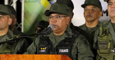 Gobierno venezolano garantiza tranquilidad del pueblo tras intento de golpe de Estado