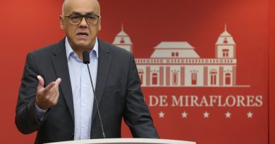 Descartan que haya periodistas retenidos en Miraflores