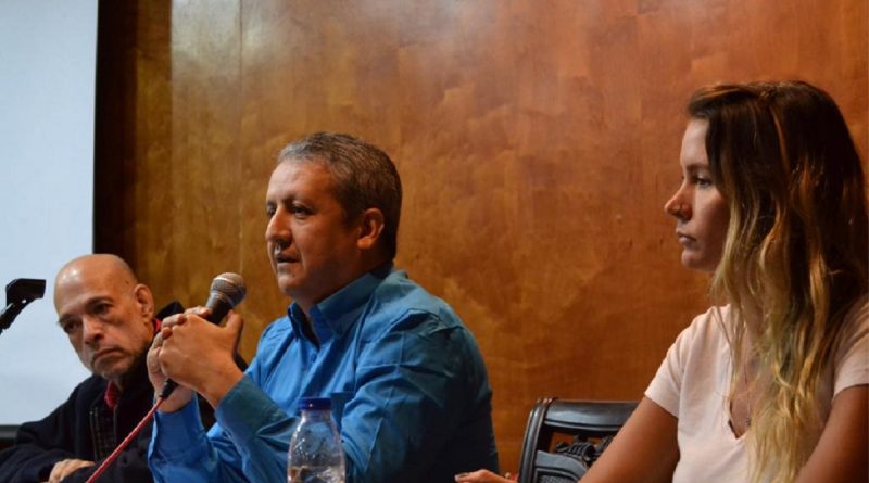 Ministro Contreras: Debemos enfrentar con fuerza la guerra económica (Foto: @MinComercioNac)