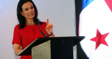 Panamá rectifica y pide diálogo en controversia territorial entre Venezuela y Guyana