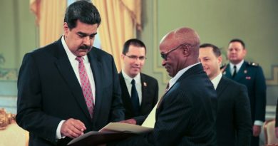 Embajadores entregan Cartas Credenciales al Presidente Maduro en Miraflores