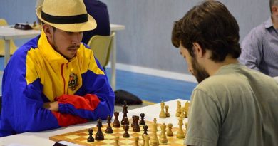 José Gascón es el dueño del XVIII Rochefort Chess Festival .