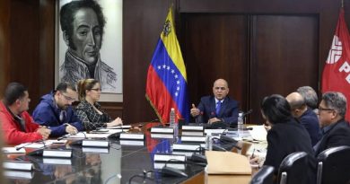 PDVSA suscribió acuerdos con la India para exportación de crudo