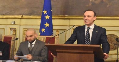 viceministro de Exteriores italiano, Guglielmo Picchi.