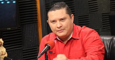 Carlos Sierra: Ninguno de los artistas prestados al show en Cúcuta viven en Venezuela