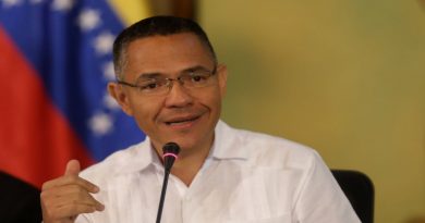 El poeta Carlos Angulo y el cantor Víctor “Patana” vencen a la COVID-19
