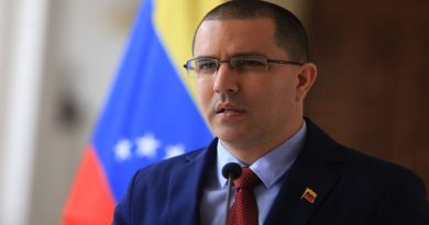 Arreaza: Ni diplomacia ni Derecho Internacional tiene el gobierno de EE.UU. para Venezuela