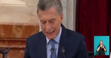 Fallo mental en discurso de Macri provoca lluvia de burlas en las redes (Fotograma agencias)