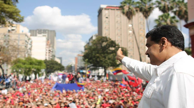 Presidente Maduro protege al pueblo (Foto Prensa Presidencial)