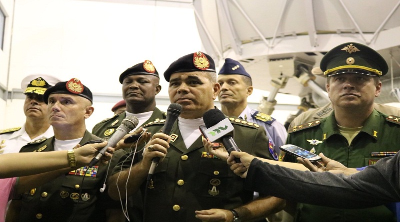 Ministro del Poder Popular para la Defensa, Vladimir Padrino López, denunció que Venezuela está siendo asediada desde países vecinos mediante la exploración radioelectrónica de aviones de las fuerza aéreas de EEUU. (Foto Prensa FANB)