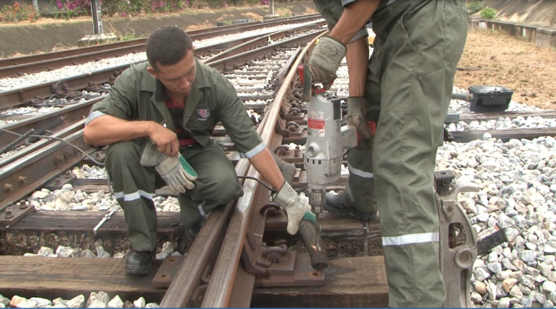 Gobierno Bolivariano sustituye durmientes en áreas del patio del Metro de Valencia