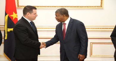 Presidente de Angola recibe credenciales del embajador venezolano Marlon Peña