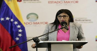 Venezuela denuncia retención en Canal de Panamá de un barco con 25 mil ton. de torta de soya para alimentos