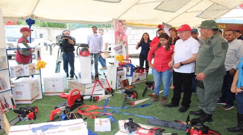 Trujillo: Entregan 12 kit para mantenimiento de subestaciones eléctricas