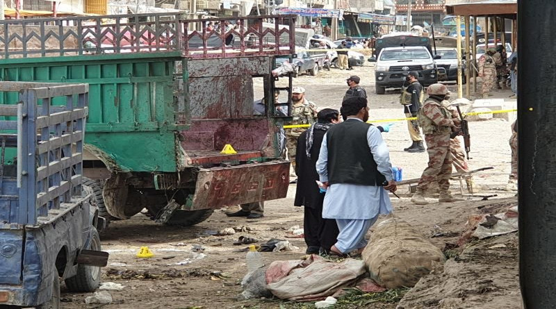 Sube a 20 cifra de muertos por explosión en mercado en suroeste de Pakistán