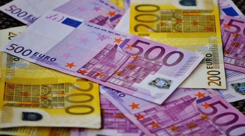 Euro cierra con ligera alza en subasta 125 del Mercado Cambiario