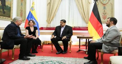 Diputado alemán Andrej Hunko visitó a Presidente Maduro en Miraflores (Foto Prensa Presidencial)