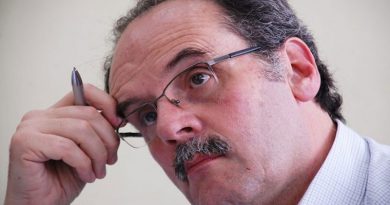 Ochoa Antich tildó de ridículo golpe fallido perpetrado por sectores de la ultraderecha