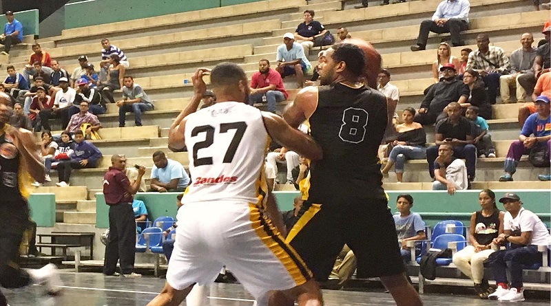 Panteras remontó y barrió a Marinos para mantener invicto en Copa LPB