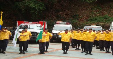Casi 8 mil aspirantes a bomberos forestales y guardaparques empezaron curso de formación