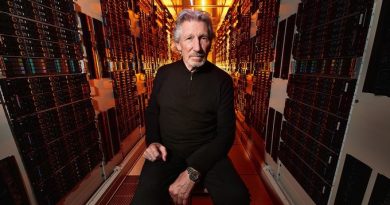 Artista británico Roger Waters rechaza asedio a embajada de Venezuela en EE.UU.
