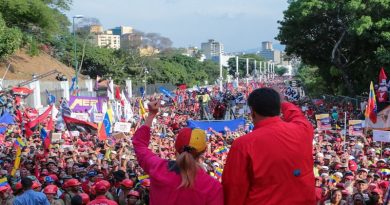 Marcha monumental del 1° de mayo expresa la presencia del pueblo en la historia