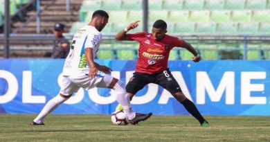 Caracas FC se metió en octavos de final de la Sudamericana al ganar 2-0 al Liverpool
