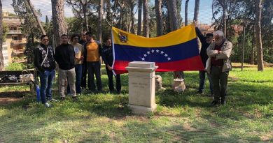 Amigos de Venezuela levantan busto de Simón Bolívar en Monte Sacro