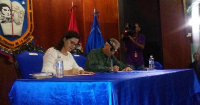 Ministerio de Comunas y Unefa firman acuerdo para crear centro de investigación