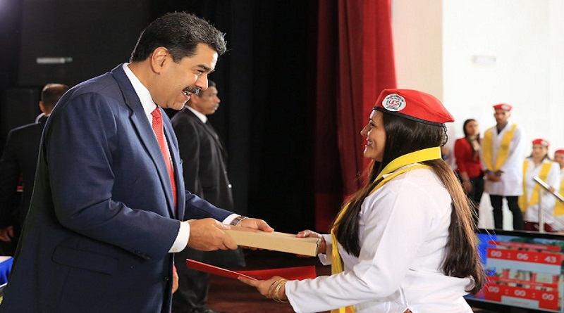 Jefe de Estado: Por seguir el legado de Chávez es que me ataca el imperialismo (Foto Prensa Presidencial)