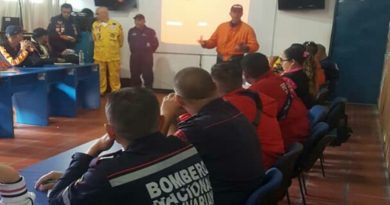 Bomberos de Miranda reciben adiestramiento en Búsqueda y Salvamento de Aeronaves Siniestradas