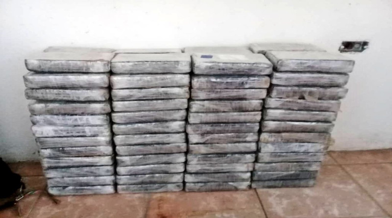 GNB incautó más de 200 panelas de cocaína en eje carretero de Falcón
