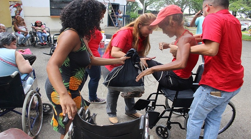 Alcaldía de Guatire entrega ayudas a personas con discapacidad y adultos mayores