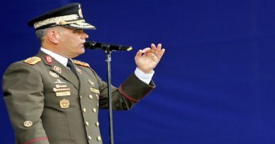 Ministro Padrino López: El lado correcto de la historia es la defensa del Bolivarianismo