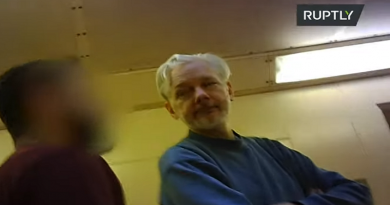 Filtran video de Julian Assange dentro de prisión de la 'Guantánamo' británica