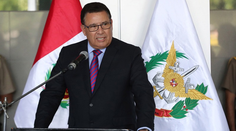 José Huerta, ministro de Defensa de Perú (Ministerio de Defensa del Perú)