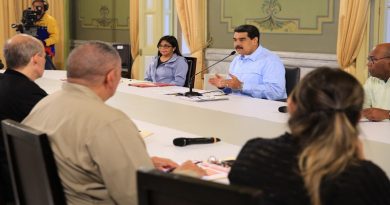 Cuba atenderá casos médicos paralizados por bloqueo económico