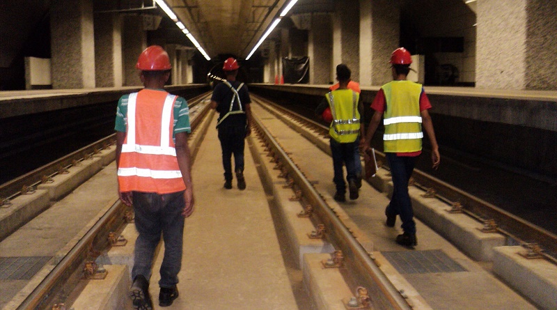 Metro Valencia retira desechos sólidos de Vía Férrea en Líneas 1 y 2