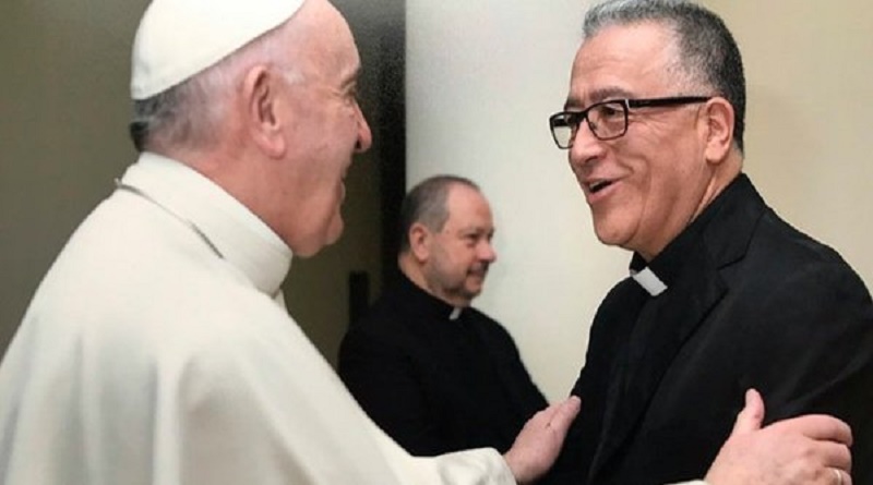 Papa Francisco recibe testimonio del padre Numa Molina sobre efectos del bloqueo económico