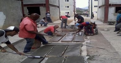 Comunidad organizada construye sus viviendas en Urbanismo Fortín San Pedro de Guatire