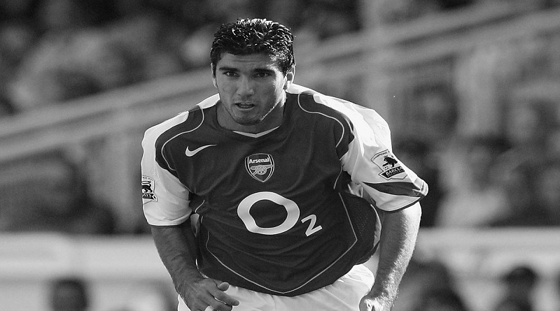 Futbolista español José Antonio Reyes muere en accidente de tráfico
