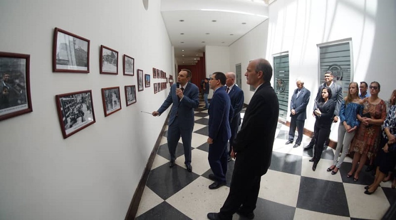 Inauguran exposición fotográfica en conmemoración del 75° aniversario de liberación de Belarús