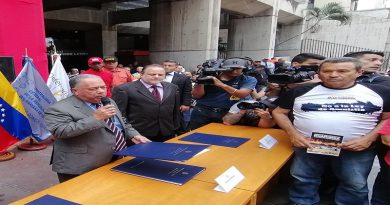 Fuerzas populares entregaron documento a fiscalía general en rechazo al informe de Bachelet