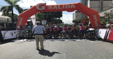 Arrancó en Caracas edición 56 de la Vuelta Ciclista a Venezuela