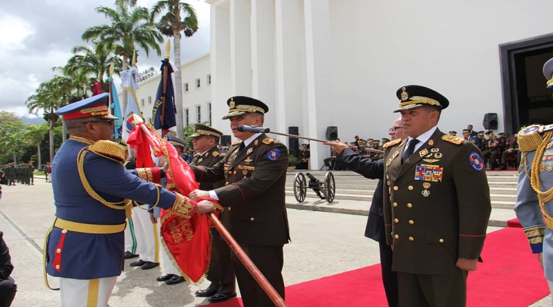 Ministro Padrino López presidió Acto de Transmisión de Mando de las Academias Militares de la FANB (Foto FANB)