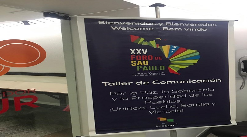 Taller sobre Comunicación Por la Paz dictan en XXV Foro de Sao Paulo (en Fotos)