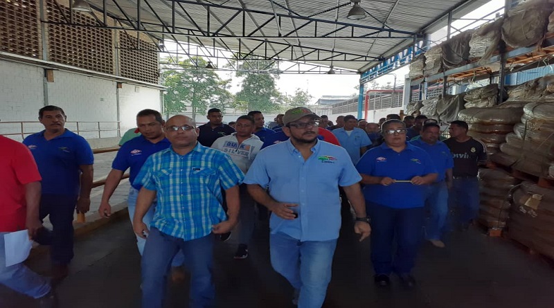 Planta Inica produce 2 millones 500 mil kilolitros de agroinsumos al mes