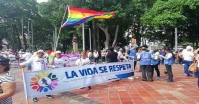 Movimientos sociales del mundo marcharon este viernes contra asesinatos de líderes sociales en Colombia
