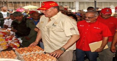 Misión Alimentación garantiza distribución de alimentos para el pueblo ante ataque al SEN